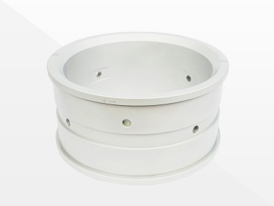 Liga de alumínio-ímio com arbusto